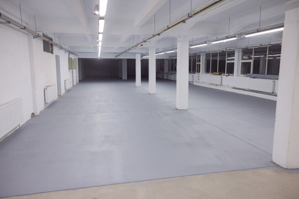 Commercial Epoxy Floor Service in Akron