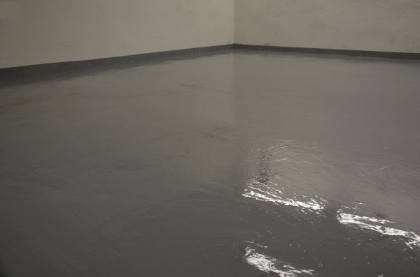 Garage Floor Epoxy Repair in Akron